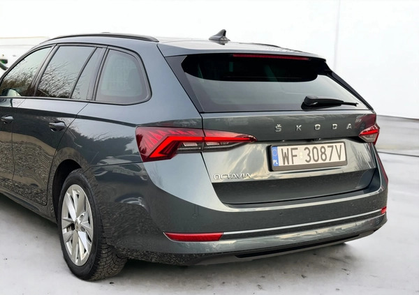 Skoda Octavia cena 69900 przebieg: 165000, rok produkcji 2020 z Jędrzejów małe 781